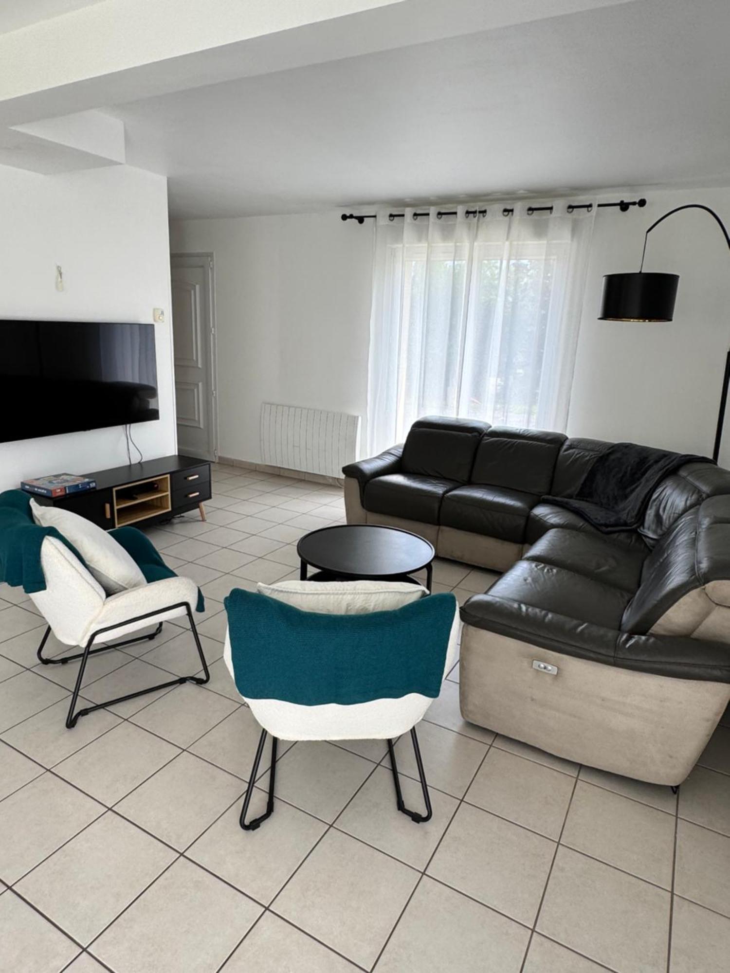 Maison De Vacances A Louer Mosles Extérieur photo